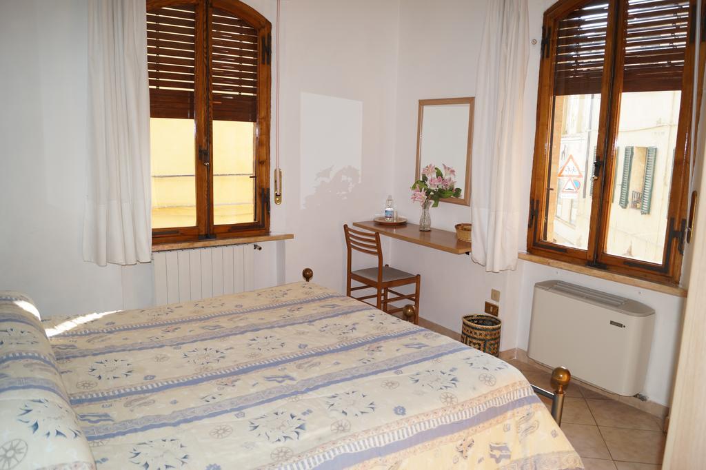 Il Pozzo Della Citerna Hotel Castelnuovo Berardenga Ruang foto