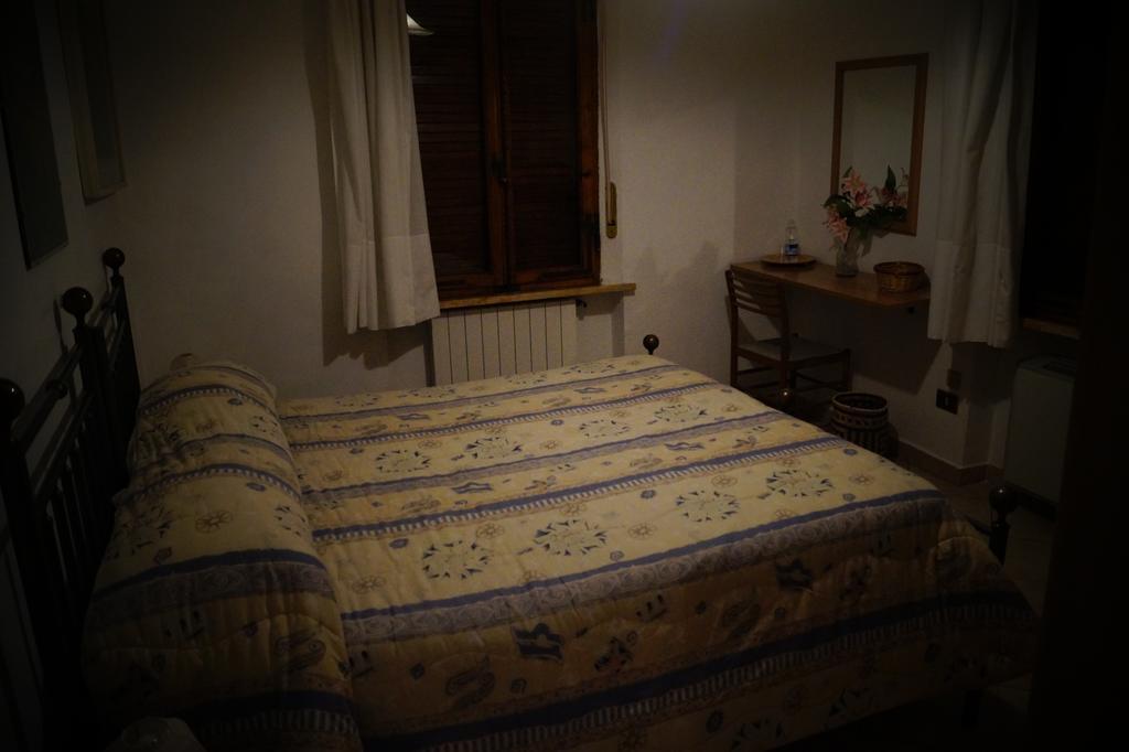 Il Pozzo Della Citerna Hotel Castelnuovo Berardenga Ruang foto