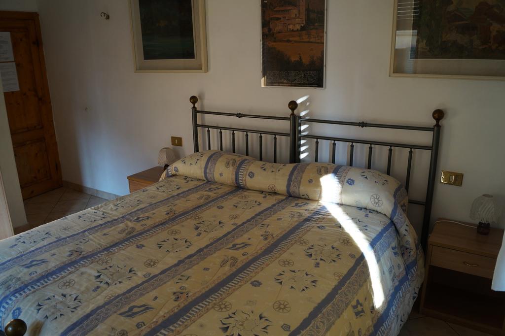 Il Pozzo Della Citerna Hotel Castelnuovo Berardenga Ruang foto